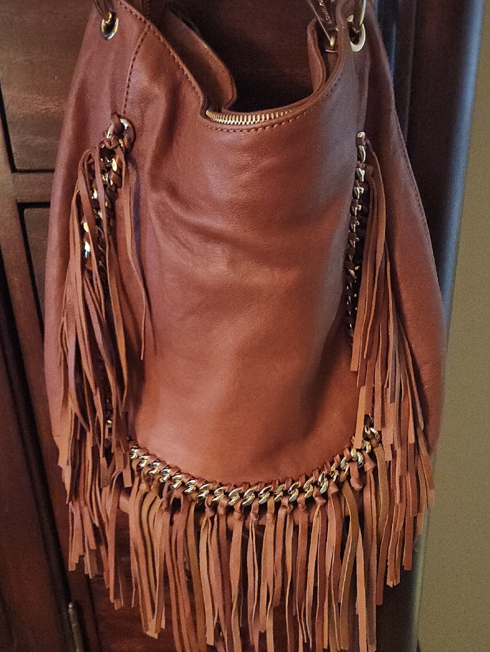 VINTAGE Michael Kors Cognac Leather Fringe Shoulder Bag with MK Charm - Picture 3 of 8